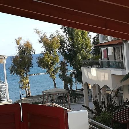 Galatex Beach Studio Apartment Limassol Luaran gambar